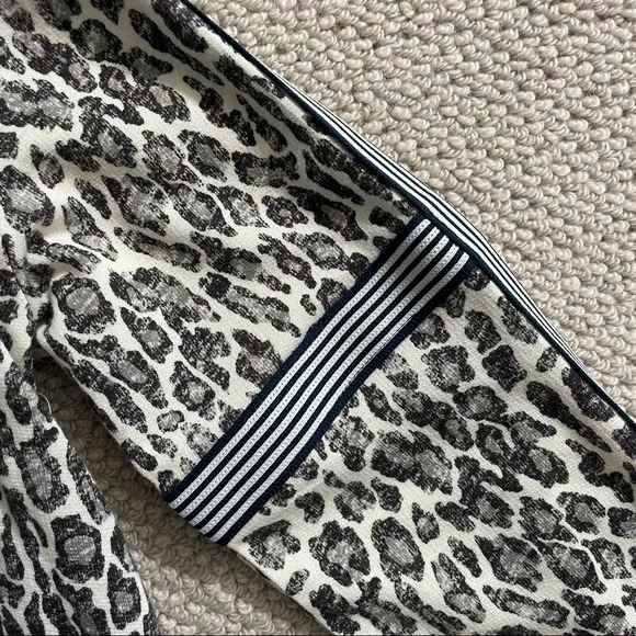 Splendid Girl Leopard Print Pullover - Picture 5 of 6